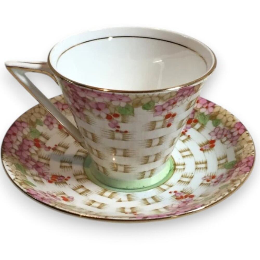 Vintage Royal Standard (England) Duchess teacup & saucer with gold highlighting